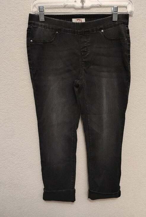 Denim - lei Capri black jean jeggings